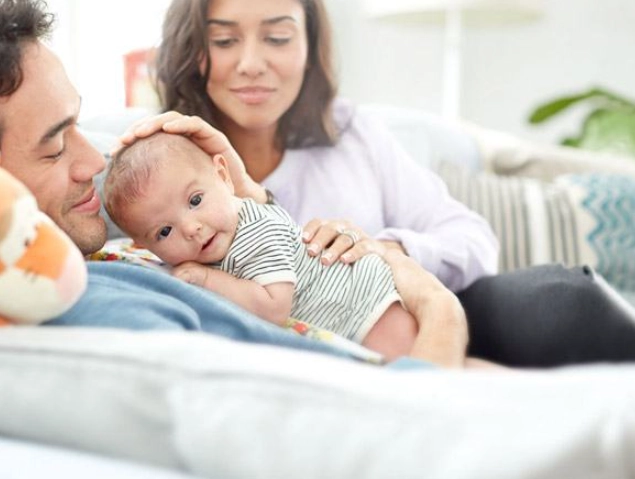 Có nên cho trẻ sơ sinh nằm sấp không có tốt không - 3