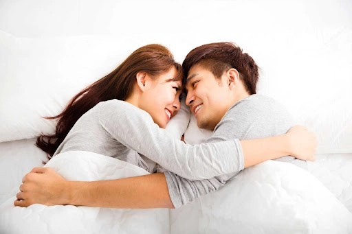 Con 3 tuổi kể bố nằm đè lên mẹ lúc nửa đêm câu đáp của mẹ chồng mới hay - 2