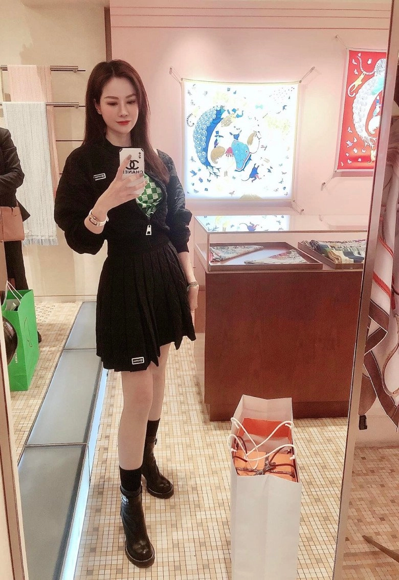 Con dâu tỷ phú hoàng kiều bị lấy đồng hồ giá chục tỷ đồng sở hữu núi hàng hiệu còn đắt đỏ hơn - 7