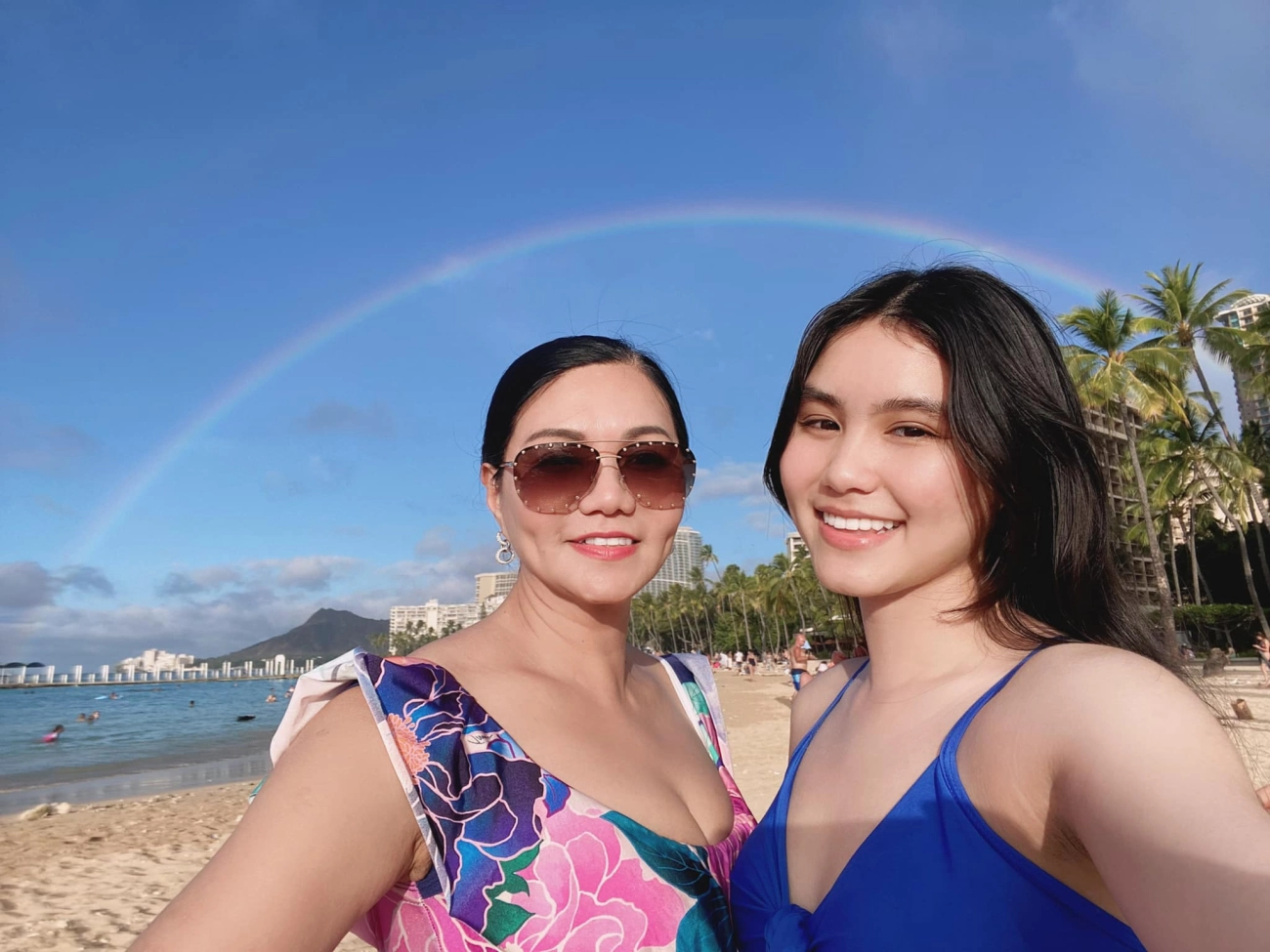 Con gái 17 tuổi của nsưt ngọc huyền đa tài một lần diện bikini khoe trọn vẹn vẻ đẹp - 1