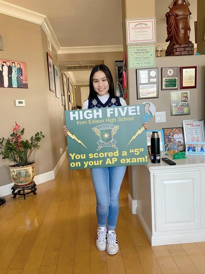 Con gái 17 tuổi của nsưt ngọc huyền đa tài một lần diện bikini khoe trọn vẹn vẻ đẹp - 8