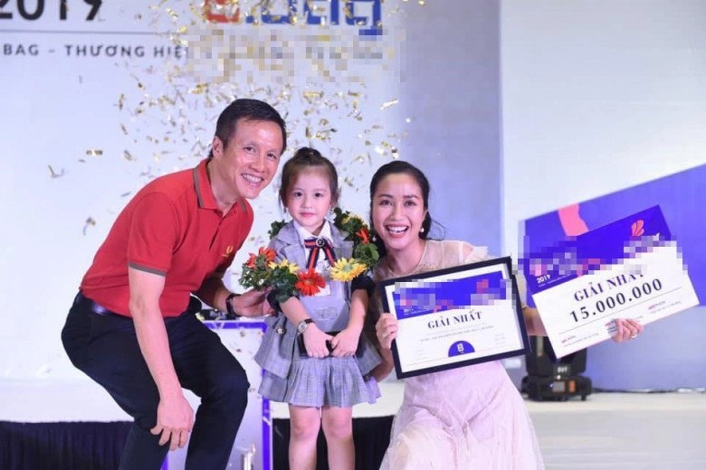 Con gái bà mẹ đơn thân bán ốc ở nha trang đoạt miss gương mặt đẹp giờ chạy show lên đồ sành điệu - 1