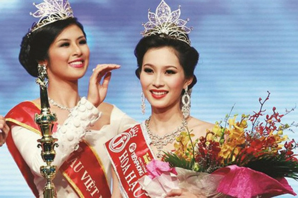 Con gái bám chặt chồng đại gia đặng thu thảo đăng một tấm hình chuẩn gia đình kiểu mẫu - 1