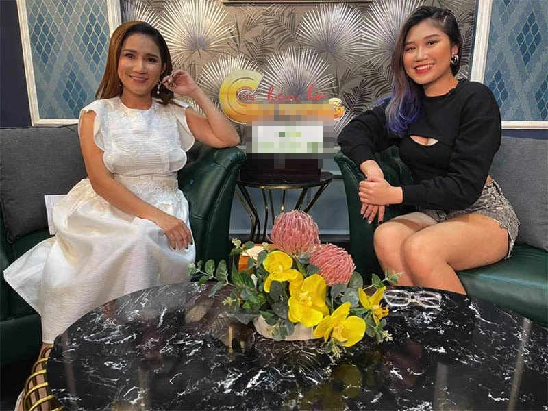 Con gái cát tường từng bị hoài nghi giới tính được mẹ giấu kín nay lột xác gợi cảm - 2