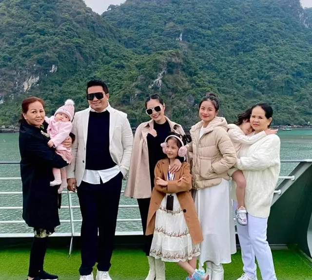 Con gái đại gia nhà 200 tỷ đoàn di băng 6 tuổi vẫn bú bình mẹ không dám cai vì sợ điều này - 9