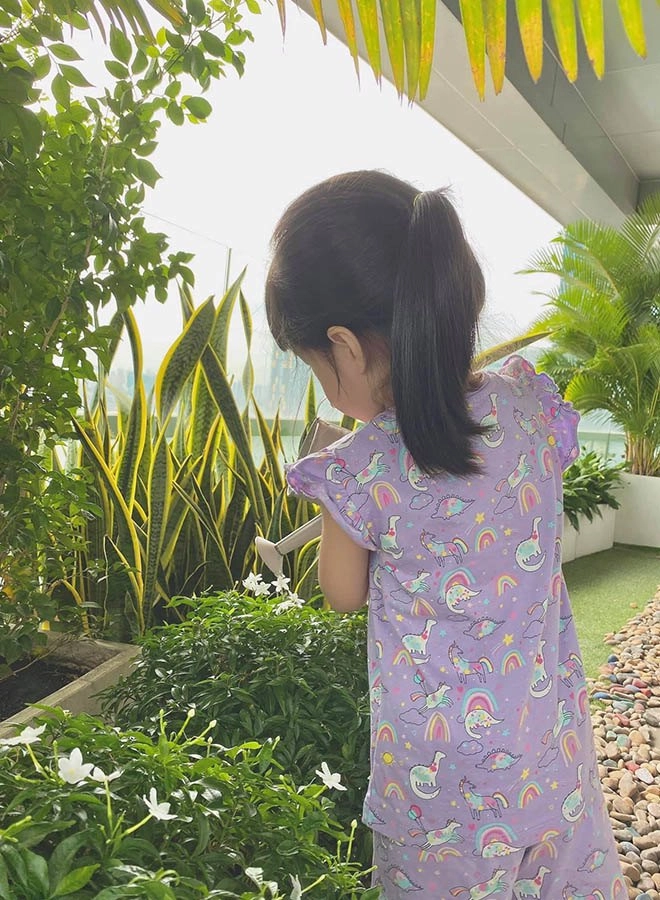 Con gái đặng thu thảo lớn nhận không ra trổ nét giống mẹ được bà trùm hoa hậu để ý - 3