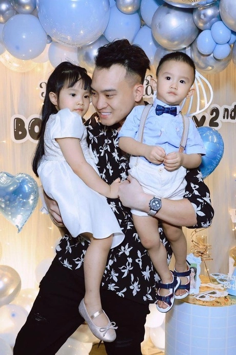 Con gái diệp lâm anh trực tiếp hỏi bố còn yêu mẹ không tuổi nhỏ đã ra sức hàn gắn để bố quay về - 2