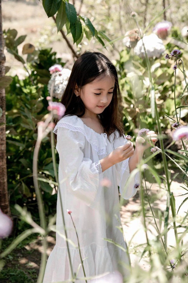 Con gái hoa hậu hà kiều anh 6 tuổi xinh như công chúa đời thực sao việt khen nức nở - 19