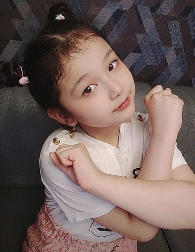 Con gái hoa hậu jennifer phạm cùng mẹ nấu cơm gà cháo bào ngư gửi tuyến đầu chống dịch - 10