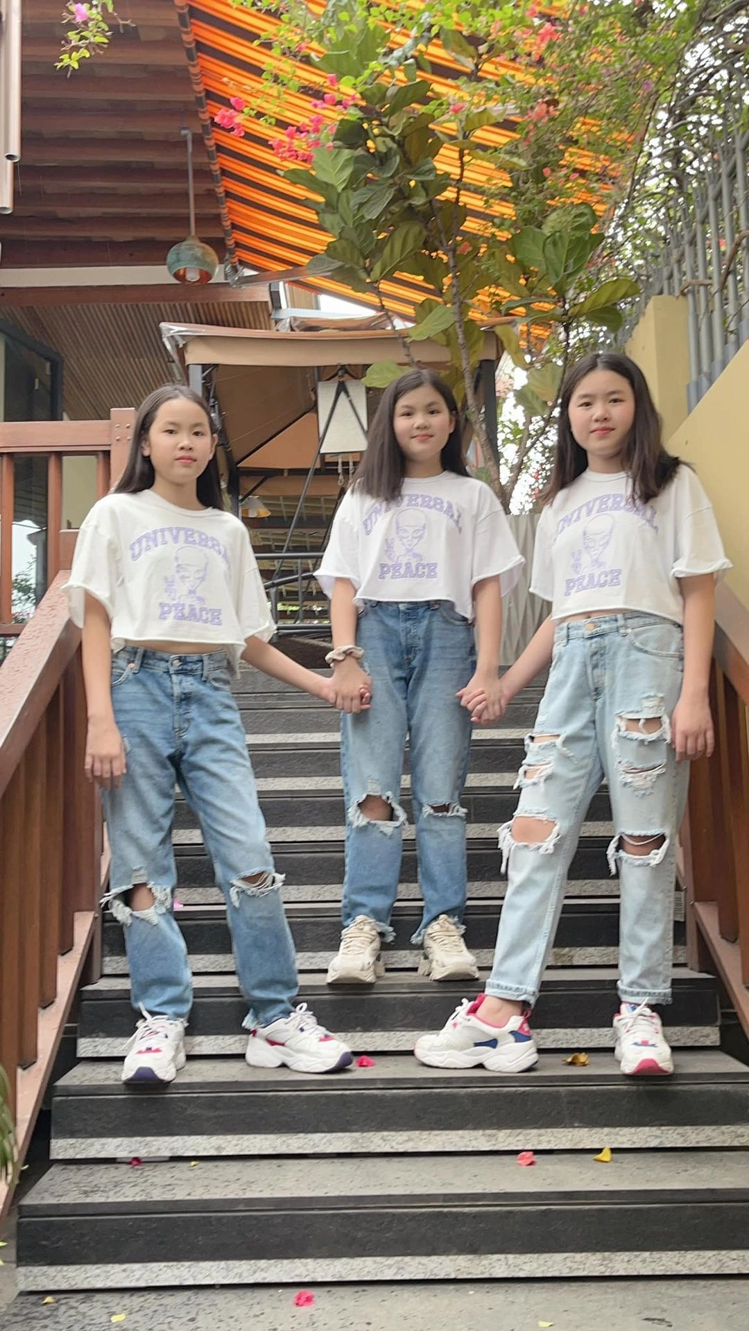Con gái hoa hậu ở nhà 200 tỷ 10 tuổi dáng thiếu nữ được nhắm thi hoa hậu hoàn vũ - 14