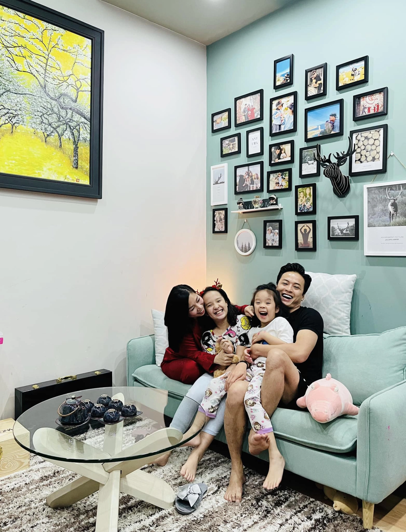 Con gái hồng đăng mạnh trường ngày nào thi bố ơi mình đi đâu thế giờ lớn không nhận ra - 16