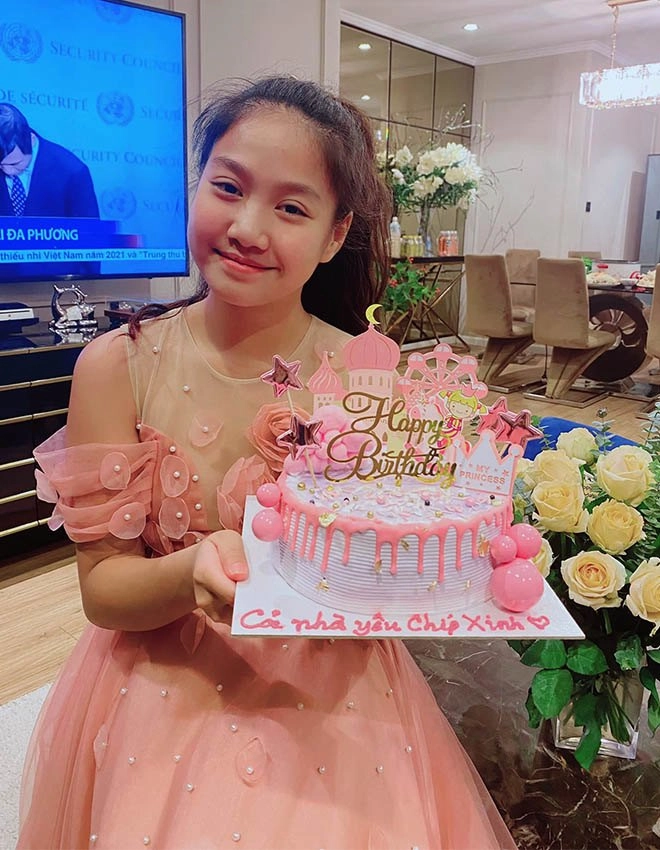 Con gái hotgirl nhí bố ơi mình đi đâu thế lớn phổng mạnh trường bị trêu sắp làm bố vợ - 4