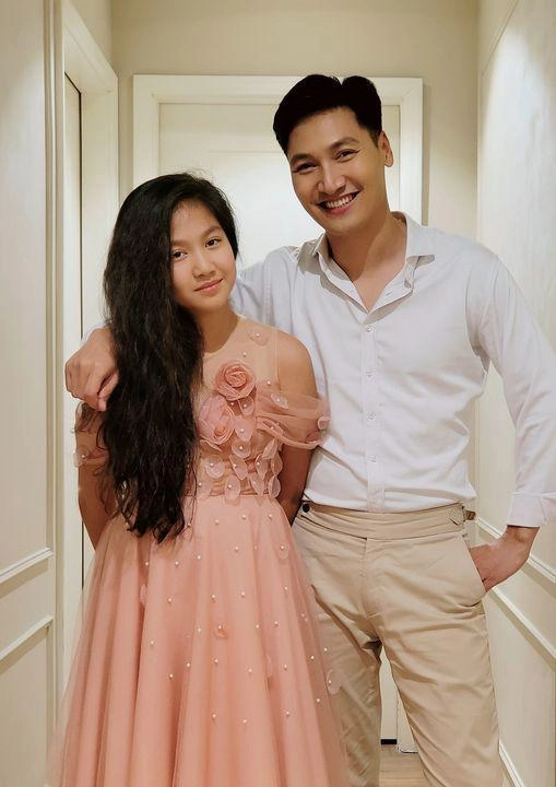 Con gái hotgirl nhí bố ơi mình đi đâu thế lớn phổng mạnh trường bị trêu sắp làm bố vợ - 6