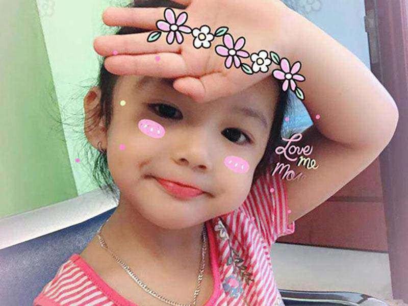 Con gái jennifer phạm càng lớn càng xinh giống hệt bố khéo tay làm bánh cuốn tặng mẹ - 6