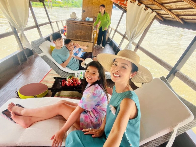Con gái jennifer phạm mặc áo bà ba hóa cô ba cần thơ ra dáng tiểu thư miền tây sang chảnh - 2