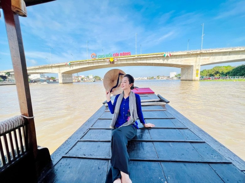 Con gái jennifer phạm mặc áo bà ba hóa cô ba cần thơ ra dáng tiểu thư miền tây sang chảnh - 6