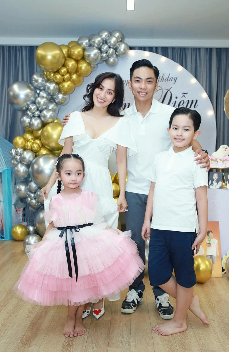 Con gái khánh thi tròn 4 tuổi xinh như công chúa nhìn hình là biết mợ chảnh được cả nhà cưng - 3