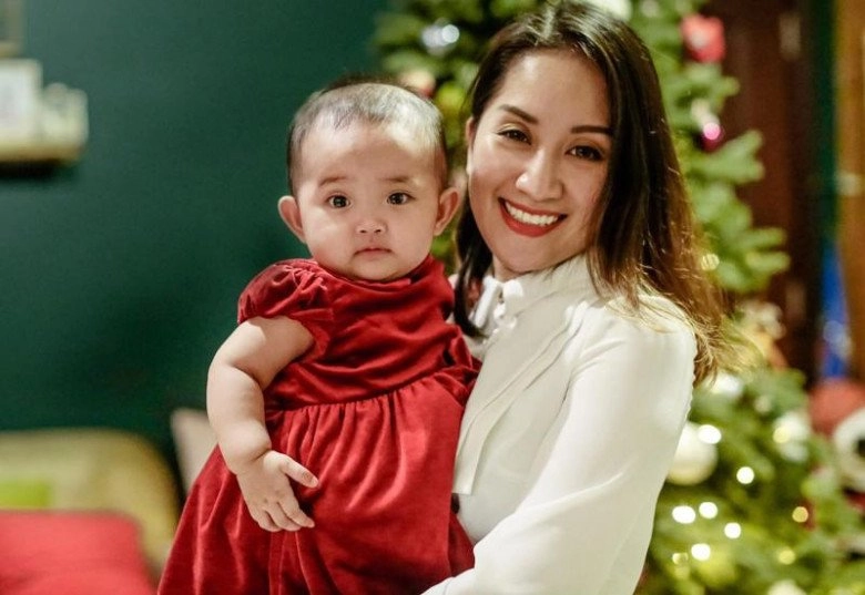 Con gái khánh thi tròn 4 tuổi xinh như công chúa nhìn hình là biết mợ chảnh được cả nhà cưng - 15