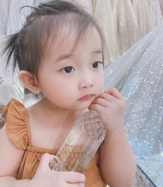 Con gái khánh thi tròn 4 tuổi xinh như công chúa nhìn hình là biết mợ chảnh được cả nhà cưng - 17