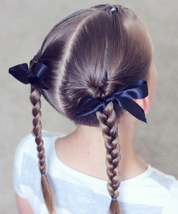 Con gái lai hàn đi học pha lê lên mạng hỏi cách buộc tóc đẹp cho bé bằng bạn bằng bè - 8