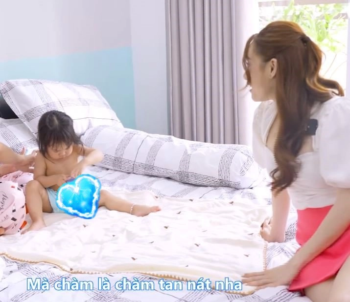 Con gái lúc nhỏ bị bệnh nhìn xót xa trường giang nhã phương phải chạy chữa khắp nơi - 4