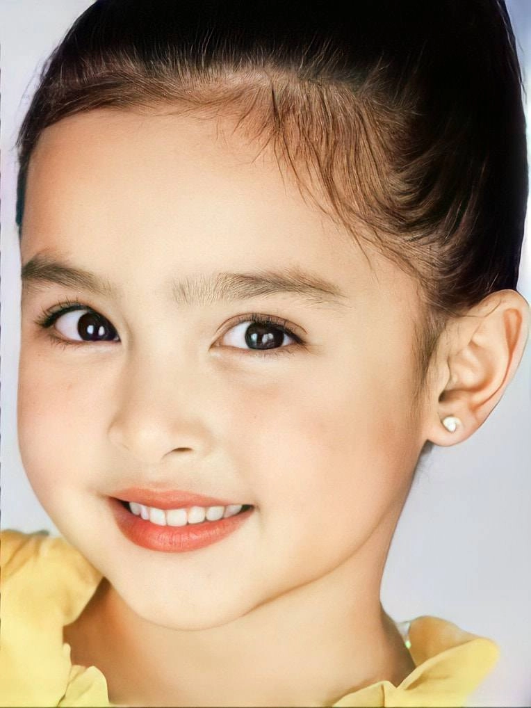 Con gái mỹ nhân đẹp nhất philippines càng lớn càng xinh gương mặt đẹp hoàn hảo không chỗ chê - 2