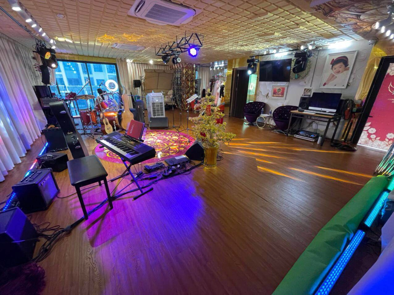 Con gái nuôi bằng kiều là tiểu thư nói 3 thứ tiếng chơi 5 loại nhạc được mua penthouse riêng - 9
