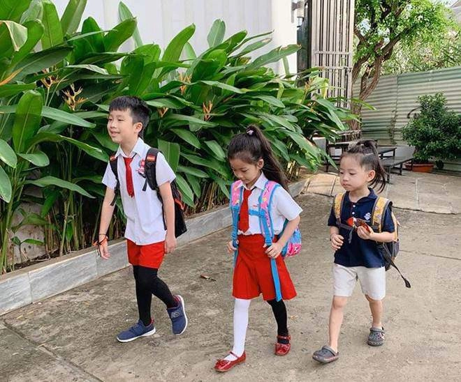 Con gái ốc thanh vân 9 tuổi xinh đẹp hệt mẹ thần thái sang chảnh như mẫu nhí - 7