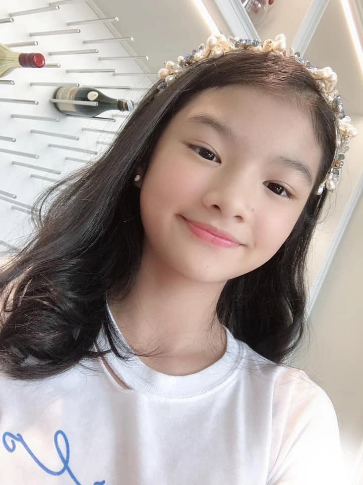 Con gái trương ngọc ánh để mặt mộc đẹp thế này bảo sao thường được khuyên đi thi hoa hậu - 8