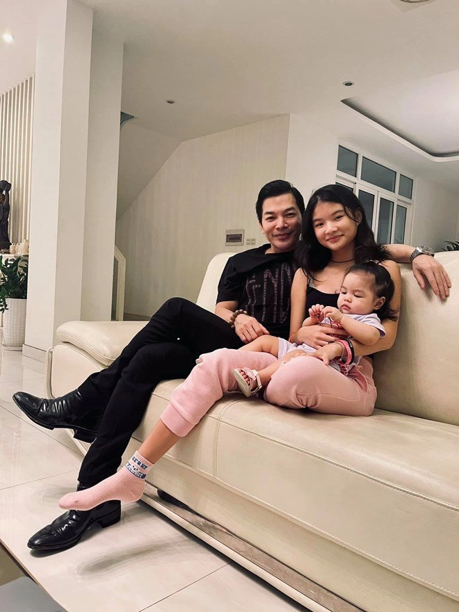 Con gái trương ngọc ánh để mặt mộc đẹp thế này bảo sao thường được khuyên đi thi hoa hậu - 11