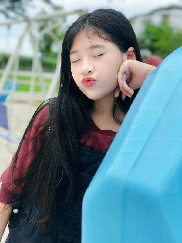 Con gái út nsnd hồng vân nổi tiếng đẹp tựa hotgirl thay đổi với diện mạo tuổi 15 - 3