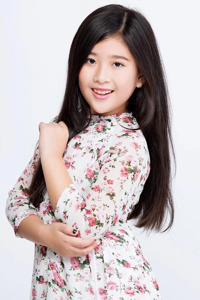 Con gái út nsnd hồng vân nổi tiếng đẹp tựa hotgirl thay đổi với diện mạo tuổi 15 - 11