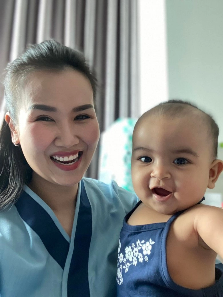 Con gái võ hạ trâm được thai giáo ăn chay 9 tháng sốt lần đầu nhưng nói xuyên ngôn ngữ - 7