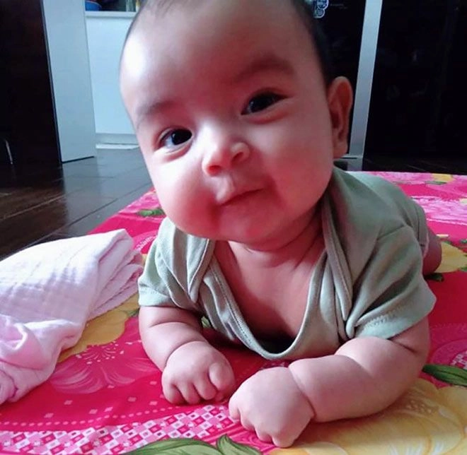 Con gái võ hạ trâm hơn 3 tháng vượt chuẩn nặng 7kg mặt tròn xoe - 4