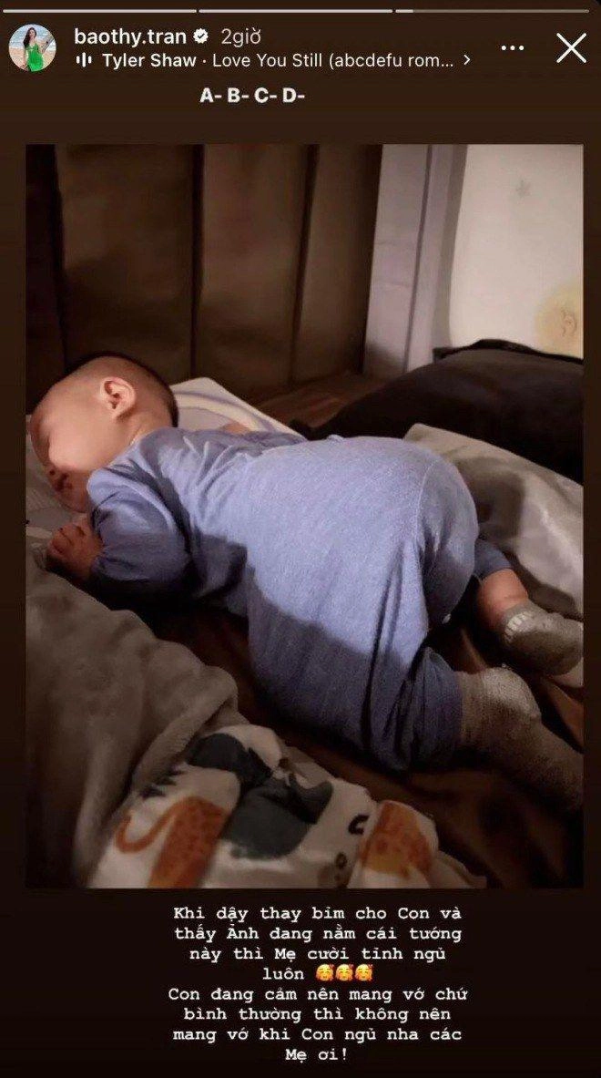 Con hồ ngọc hà bảo thy võ hạ trâm tư thế ngủ bá đạo nhìn đáng yêu nhưng mẹ cần nhanh tay chỉnh lại - 1