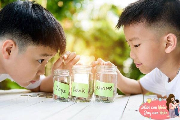 Con hỏi bố mẹ có nhiều tiền không ts tâm lý mách câu trả lời khiến trẻ nể phục - 5