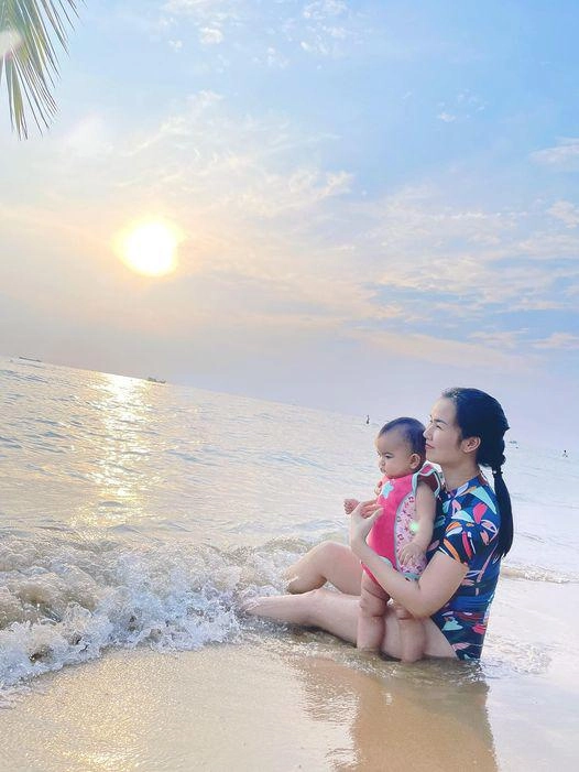 Con lai ấn của võ hạ trâm bày bộ mặt khó ở với mẹ nhưng ai cũng khen đáng yêu - 3