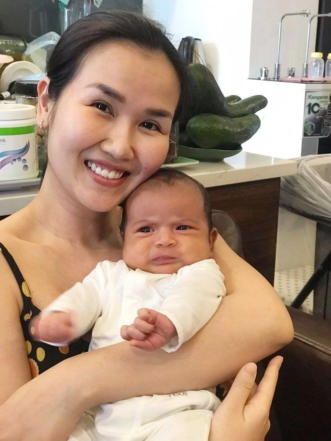Con lai ấn của võ hạ trâm bày bộ mặt khó ở với mẹ nhưng ai cũng khen đáng yêu - 10