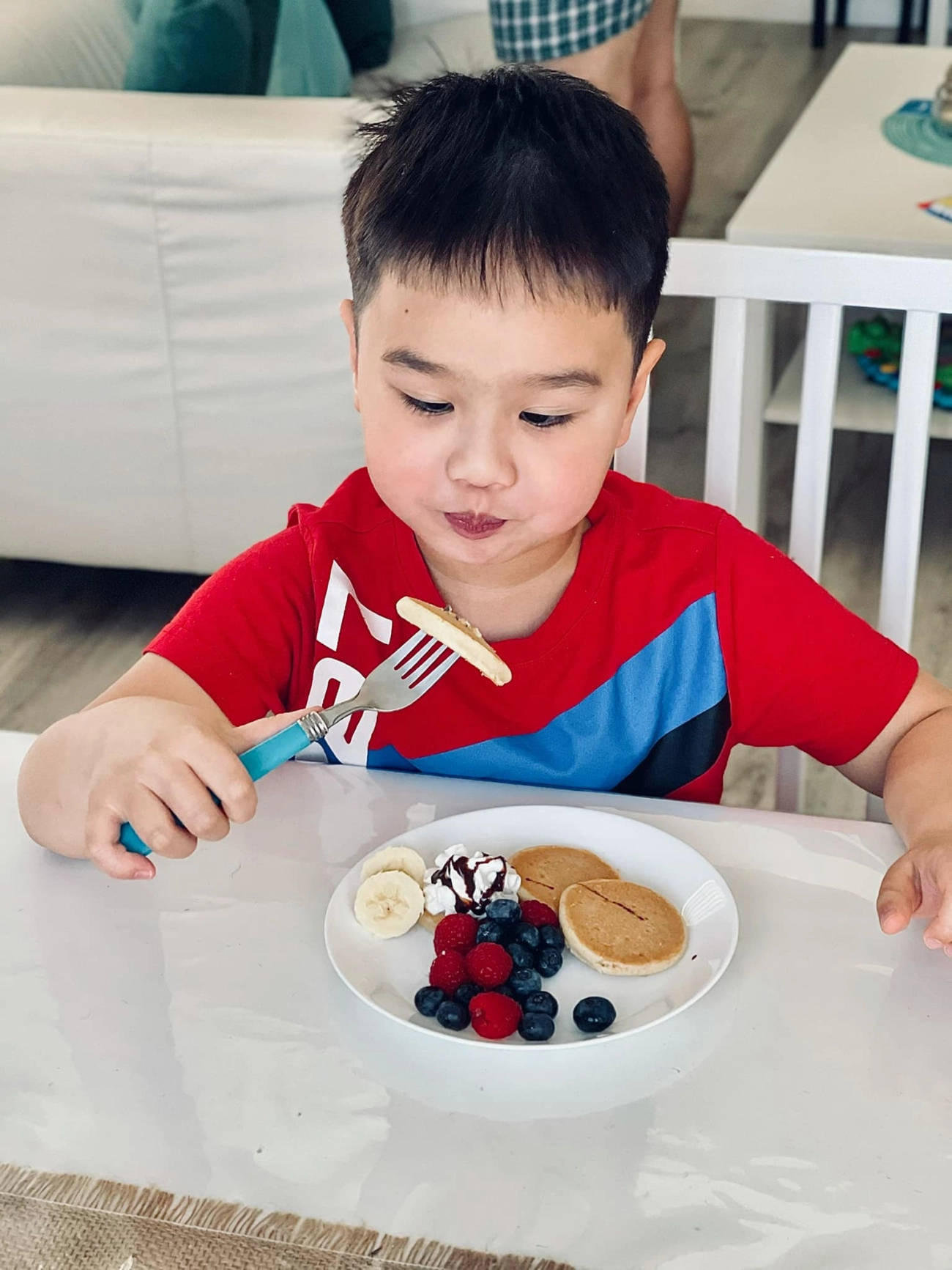 Con sinh đôi được mời đóng quảng cáo vợ chồng baggio từ chối vì con không phải máy kiếm tiền - 3