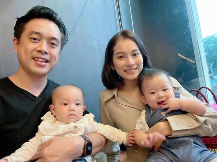 Con sinh đôi hồ ngọc hà được cả triệu phú mỹ ông hoàng kim cương hâm mộ vì đáng yêu - 15