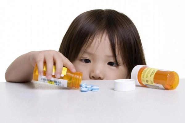 Con trai 5 tuổi thì thầm con có một bí mật nghe xong mẹ vội ôm bé vào bệnh viện - 4