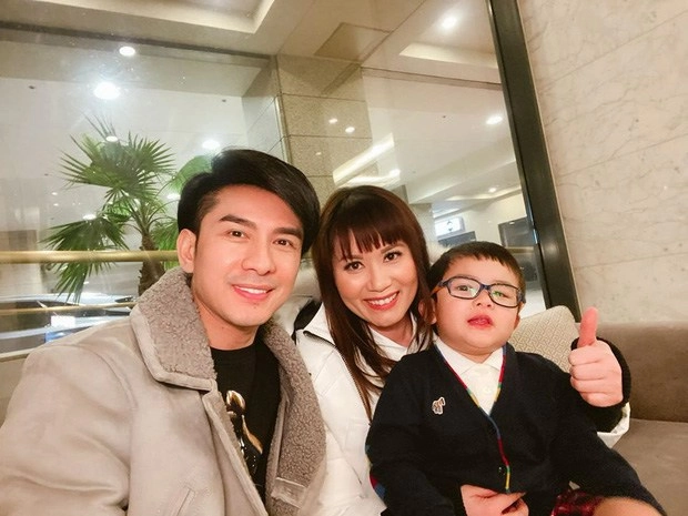 Con trai đan trường từng khóc đòi xách vali về việt nam tìm bố do nhớ bố - 7