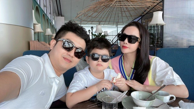 Con trai lên sài gòn mừng sinh nhật nhật kim anh tình cờ doanh nhân bửu lộc cũng ở đó - 6