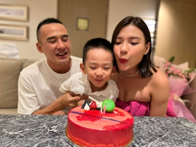 Con trai lương thế thành thúy diễm được bố mẹ cho ra nước ngoài nghỉ hè hưởng cuộc sống sang - 14