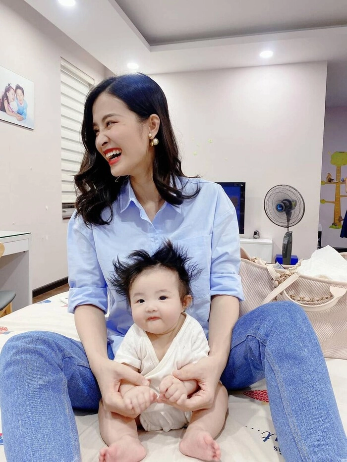 Con trai soái ca con gái mỹ nhân 6 cặp cha mẹ vip nhất việt nam vội nhận thông gia - 1