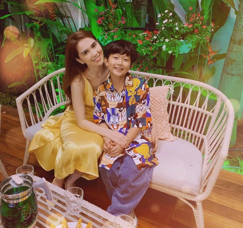 Con trai vũ khắc tiệp dọn về ở chung 2 ngày ngọc trinh tôi không ngờ con trai bé tí đã liều - 3