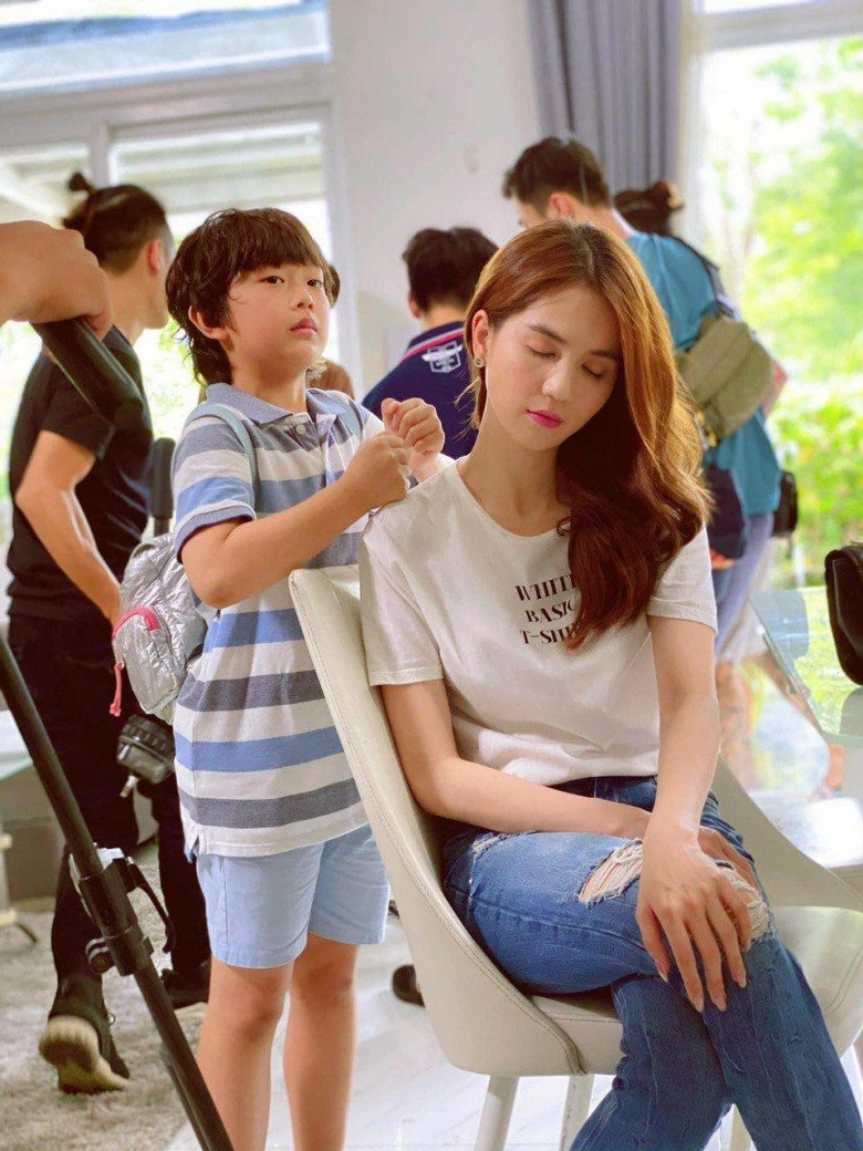 Con trai vũ khắc tiệp dọn về ở chung 2 ngày ngọc trinh tôi không ngờ con trai bé tí đã liều - 10