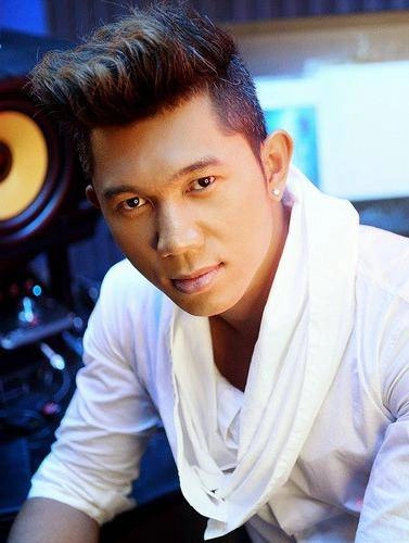 Cùng bạn gái ngân 98 pttm gương mặt nam nhạc sĩ này có được như mong đợi - 13