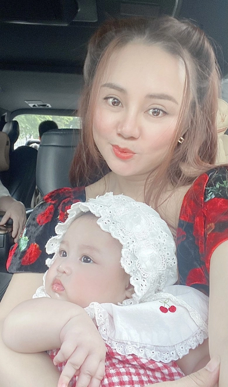 Cuộc sống sang chảnh của 3 con vy oanh trong biệt thự 3000m2 chạy mỏi chân không hết chỗ chơi - 15