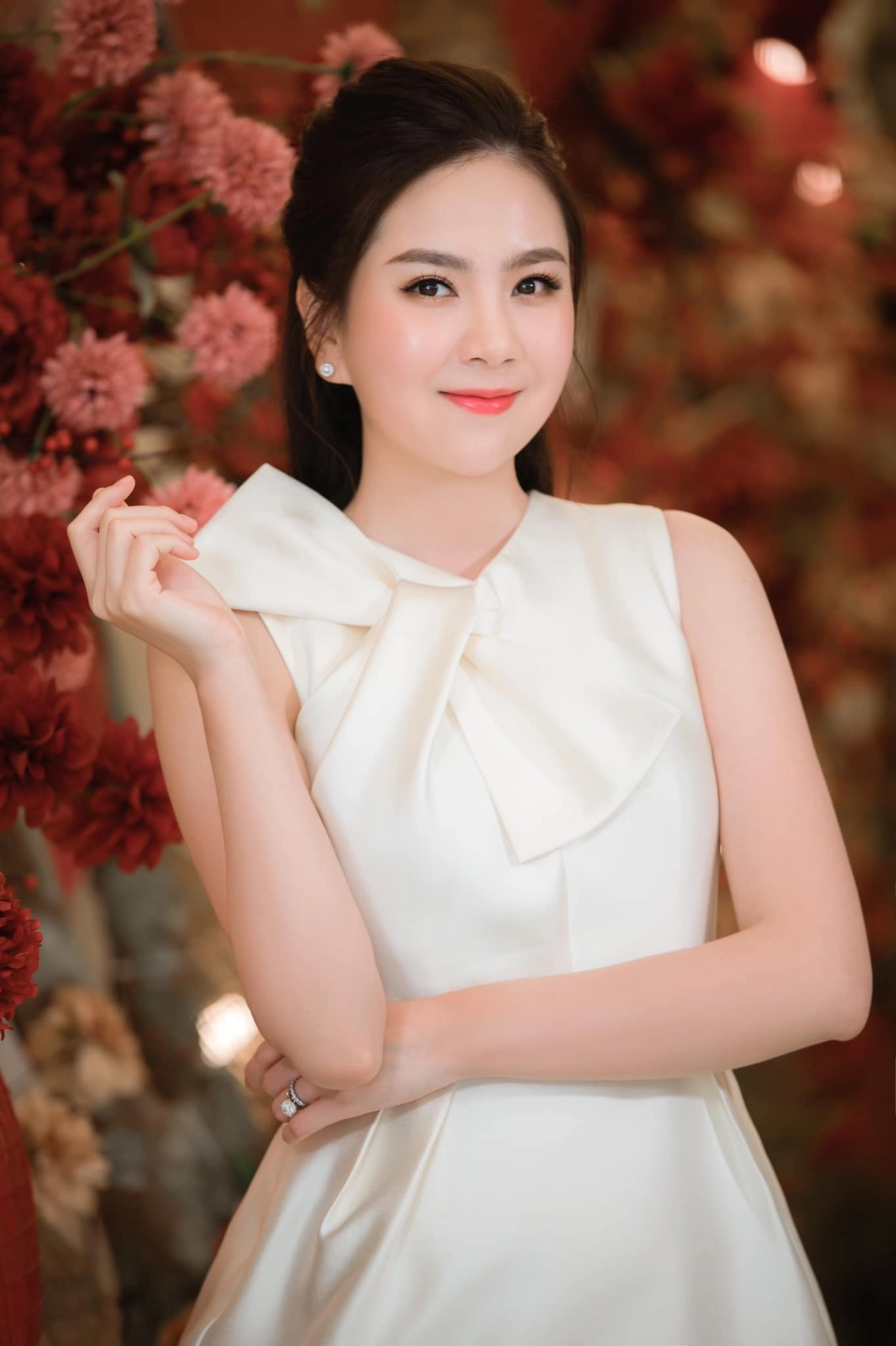 Cuối cùng mc xinh đẹp nhất nhì vtv cũng hé lộ tuyệt chiêu da căng bóng bất kể máy quay - 3